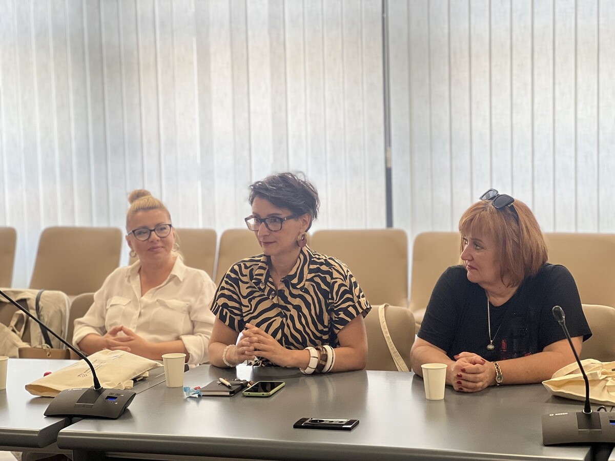 1721390423_669a5557dba35