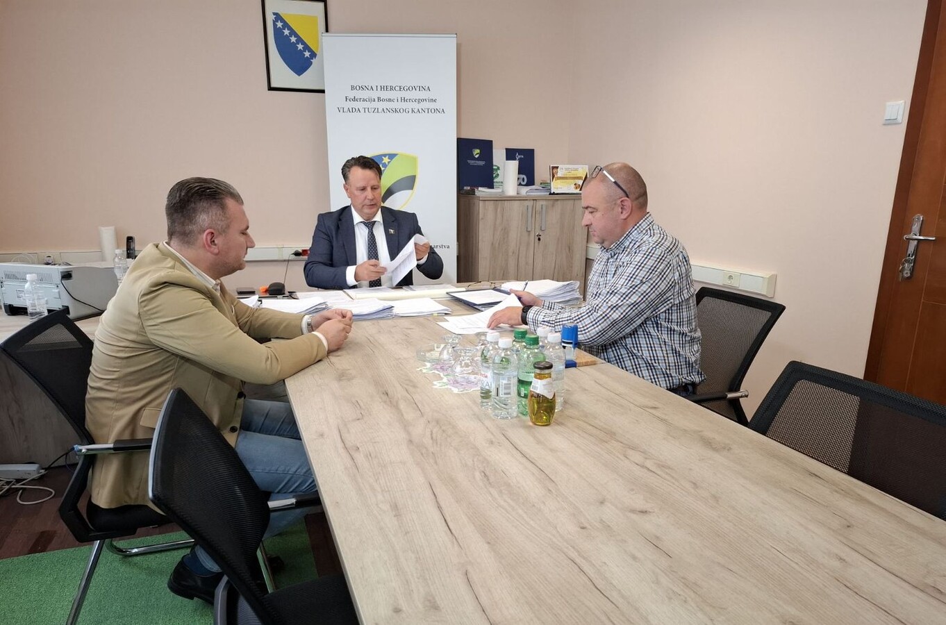 1728568829_6707ddfd1eac4