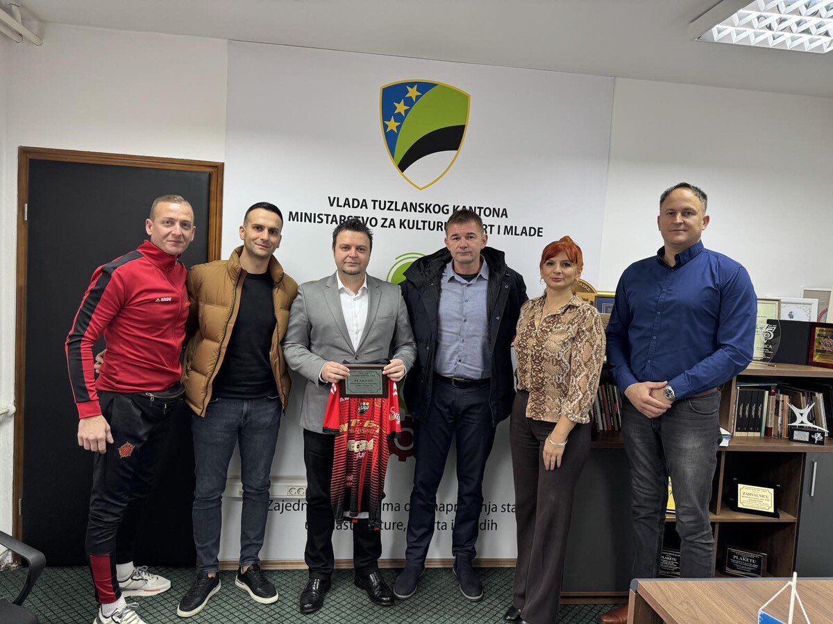 1732024818_673c99f22e7a9