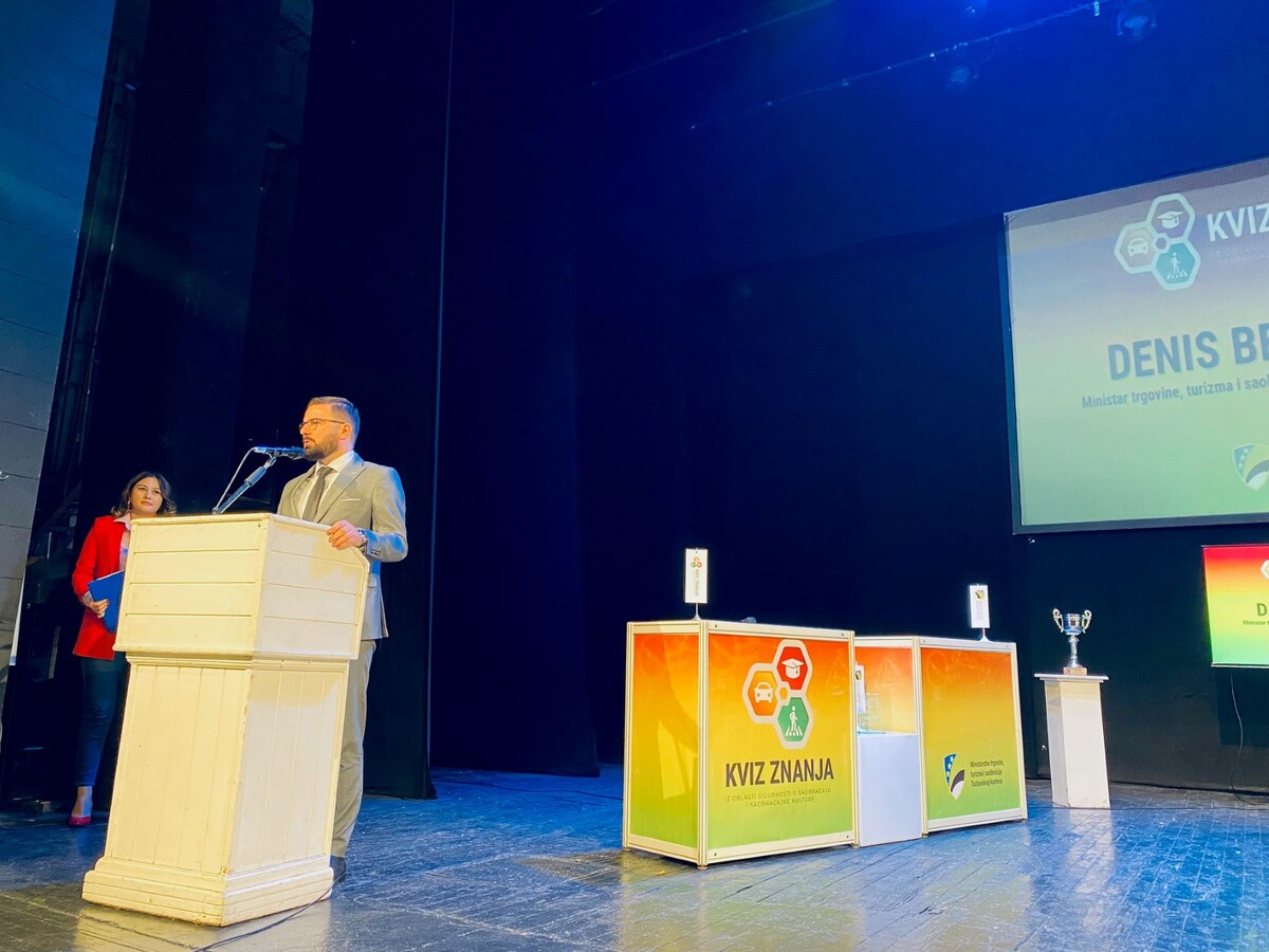 1732024823_673c99f7cf9c0