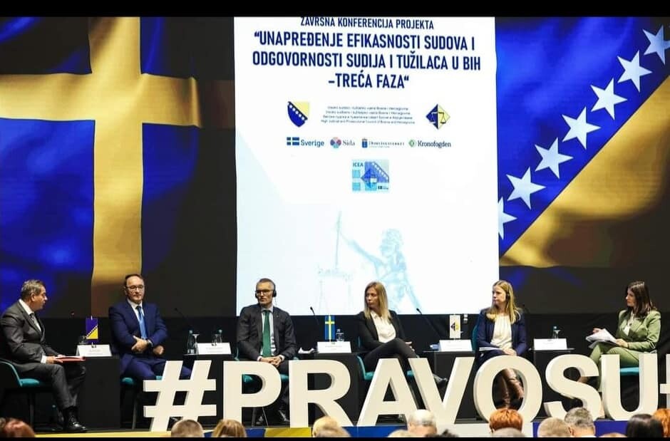 1732194029_673f2eed0e0ab