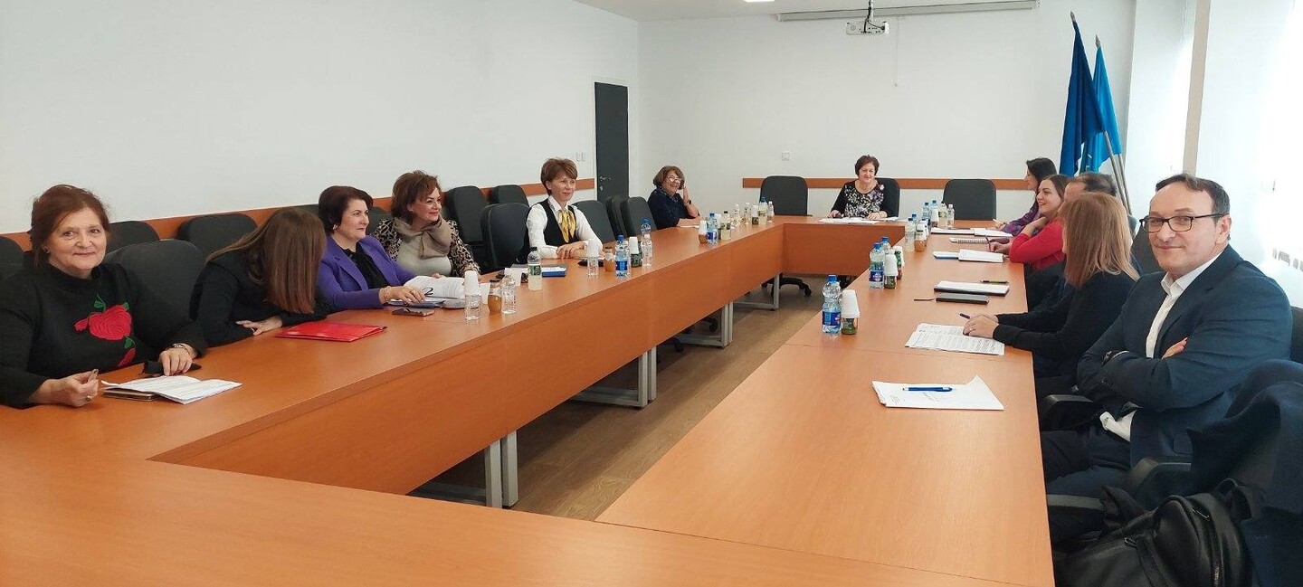 1732194030_673f2eee66fdc