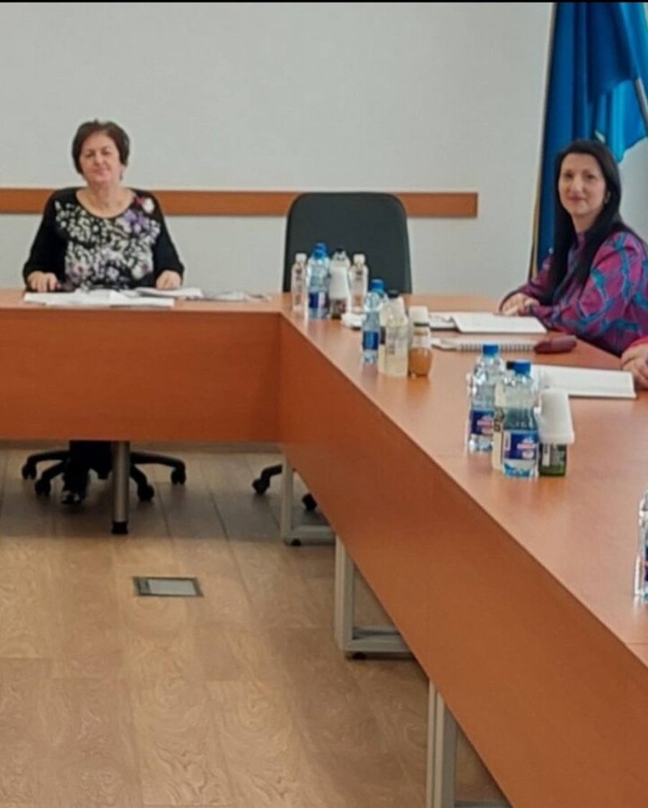 1732194030_673f2eee7e30f