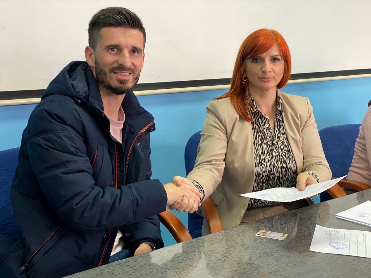 1732197616_673f3cf088eaf