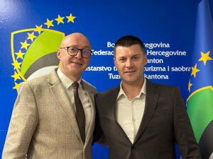 1734084025_675c05b9e7c96