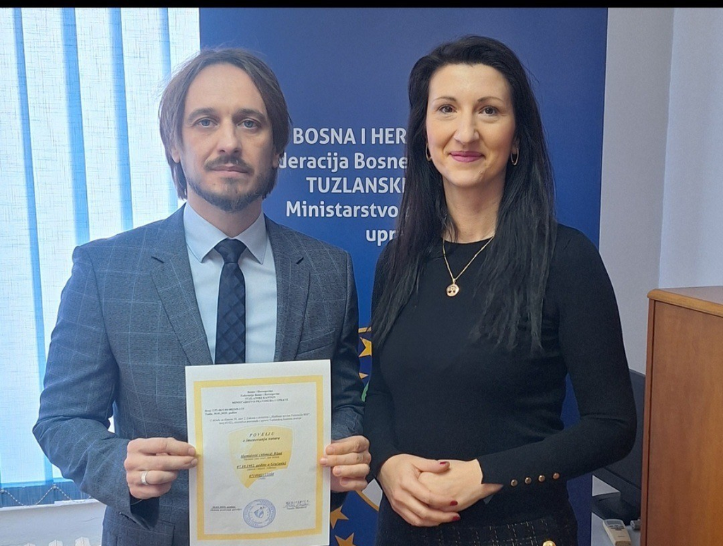 Imenovanje notara sa službenim sjedištem u Tuzlanskom kantonu za područje gradova Gračanica i Lukavac