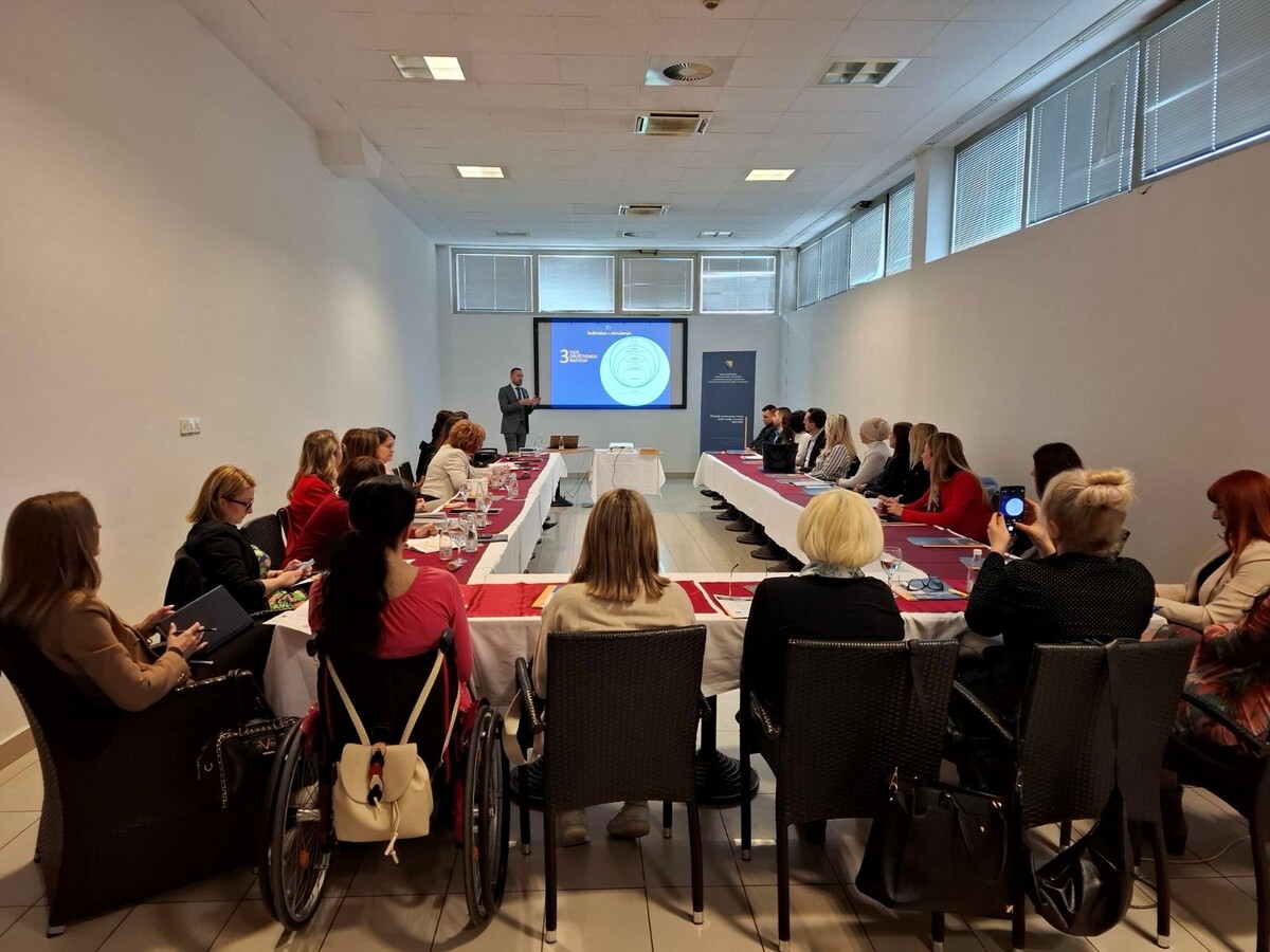 1738342825_679d01a9e9d84