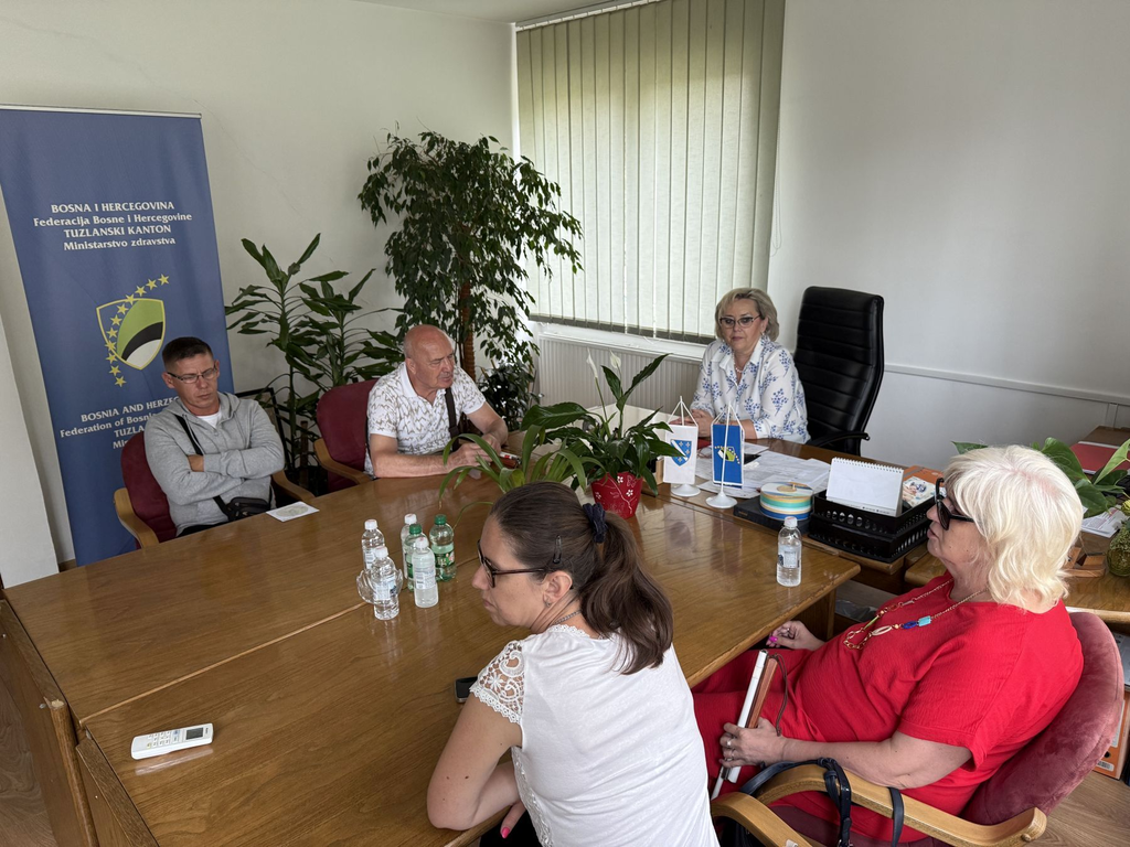 Ministrica Bećirović razgovarala sa predstavnicima Udruženja građana oštećenog vida Tuzla