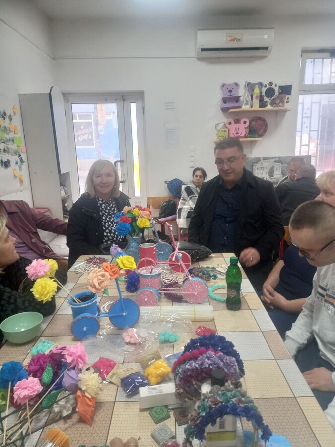 1759759360_68e3cc00c79de