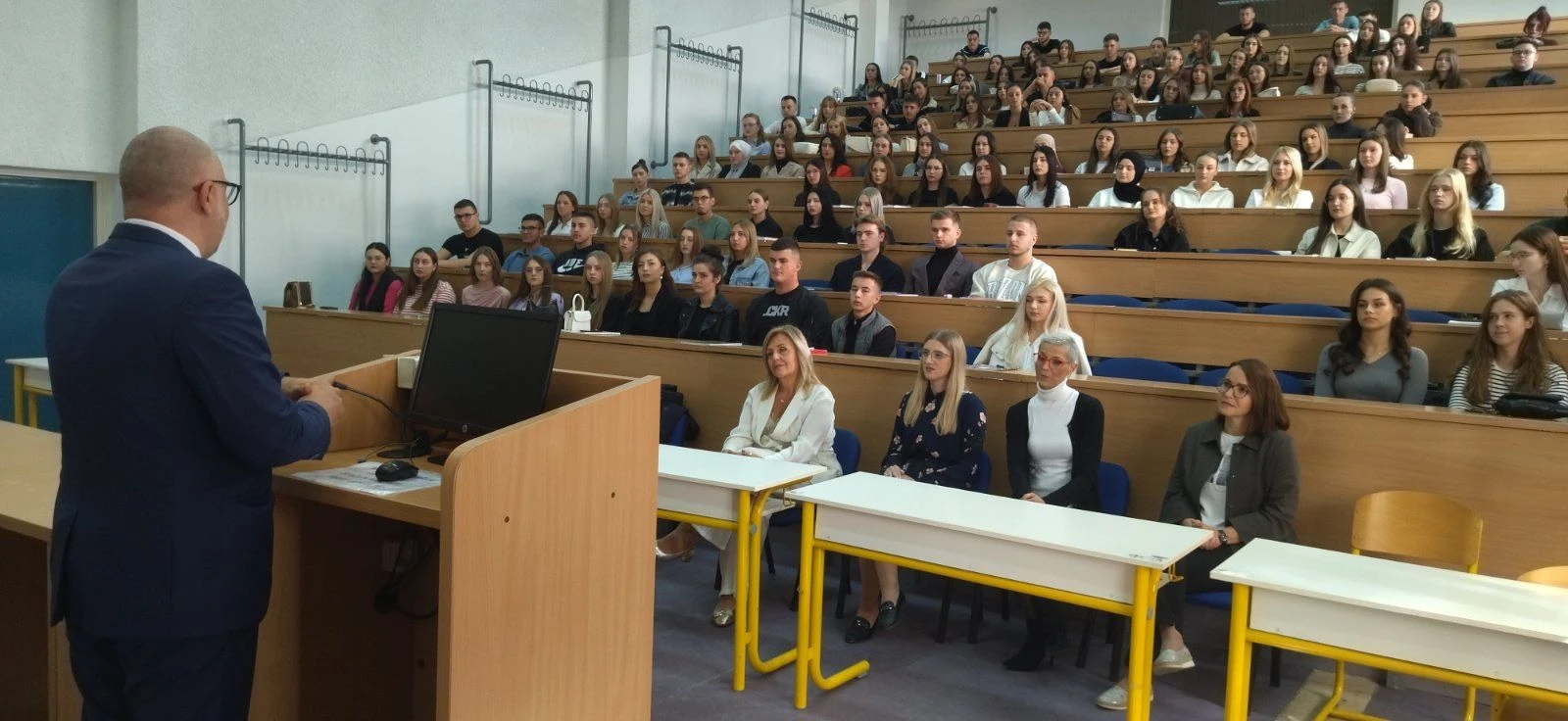 Ministar Omerović posjetio Medicinski fakultet Univerziteta u Tuzli