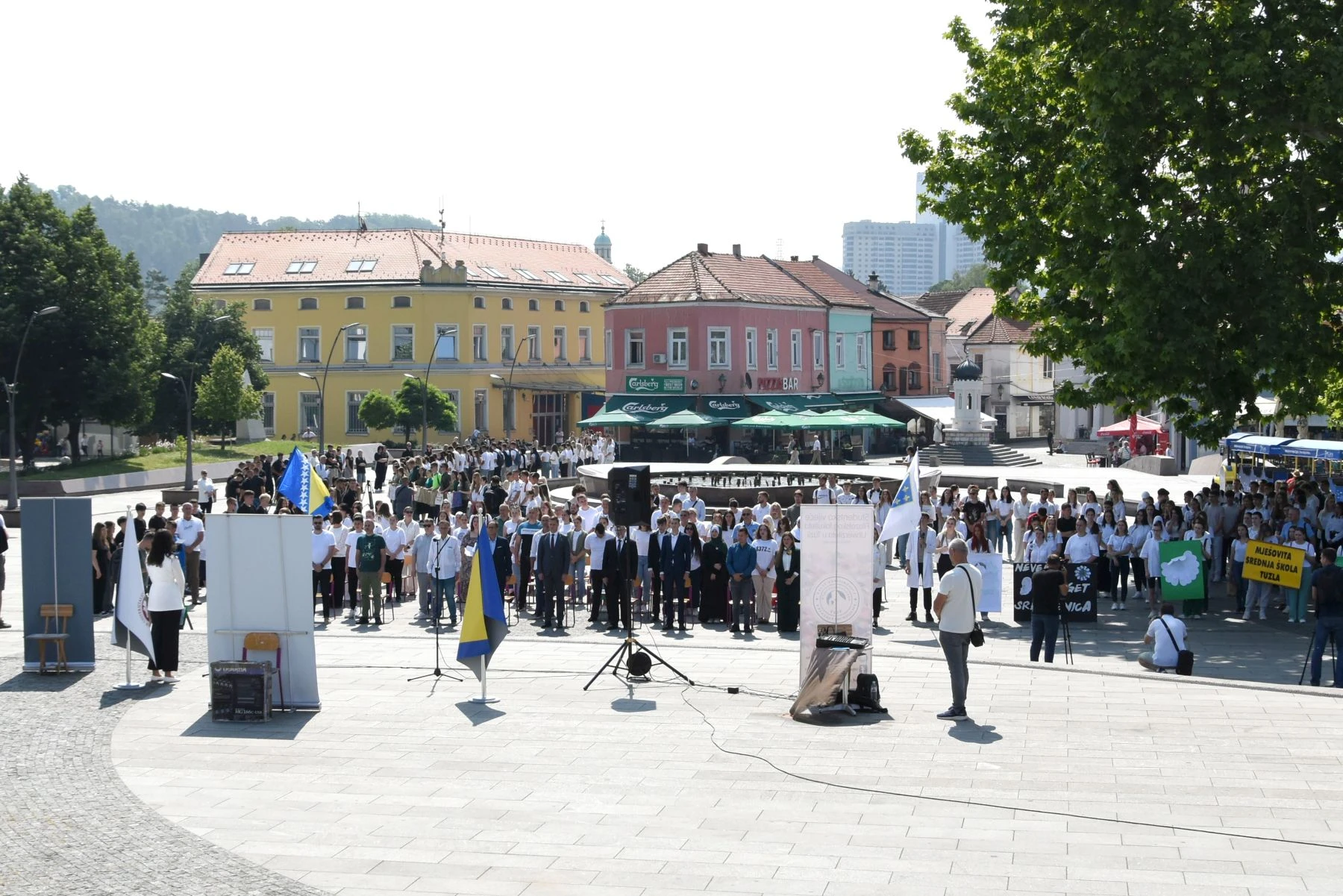 Učenici i studenti “U srcu sjećanja”: Obilježeno 30 godina od genocida nad Bošnjacima u Srebrenici