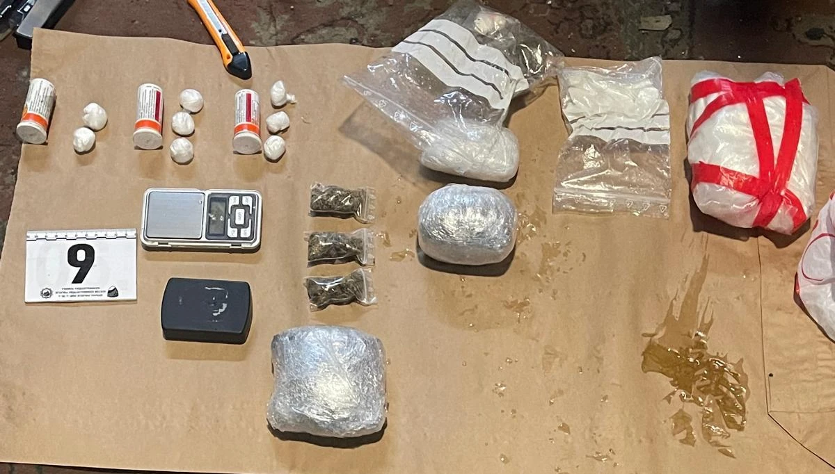 U opsežnoj akciji Uprave policije MUP TK-a uhapšene tri osobe, među kojima bjegunac E.D. iz Živinica