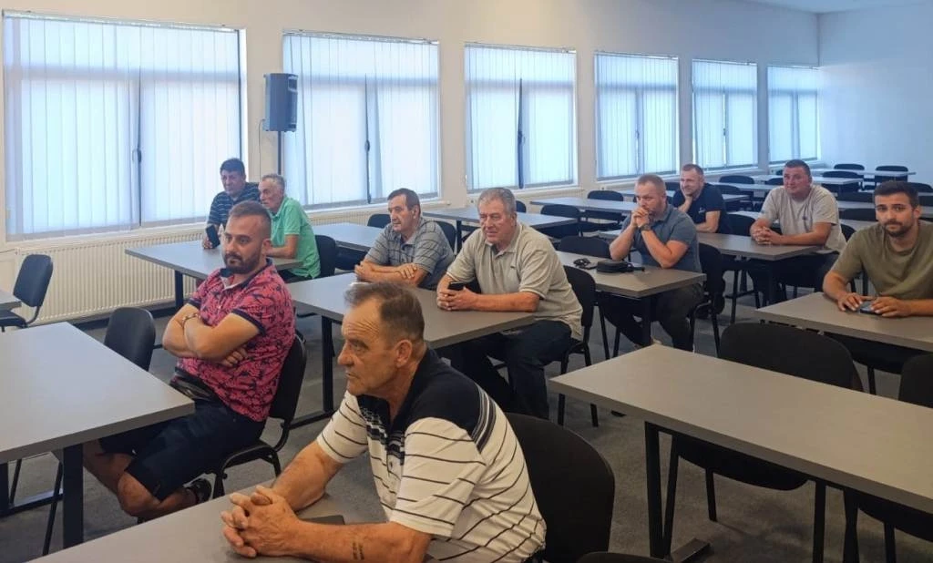 PU Gradačac - radni sastanci sa predstavnicima sportskog saveza Gradačac i predstavnicima navijača